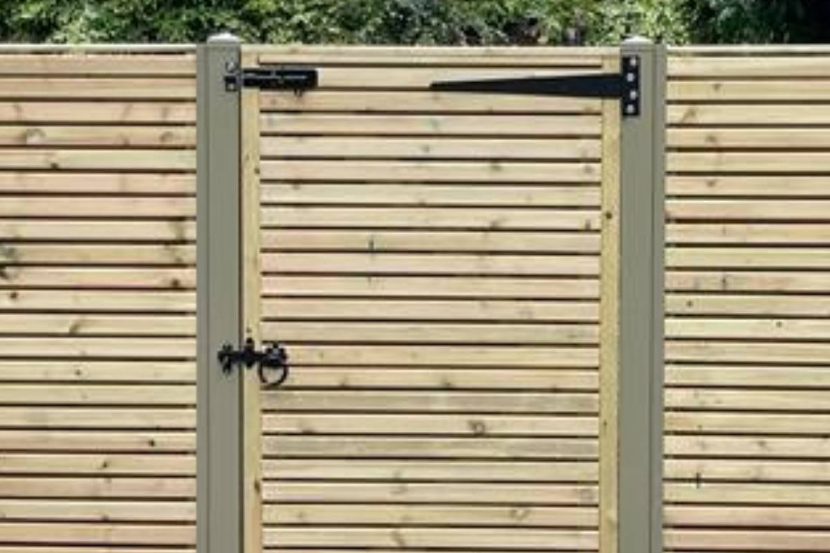 Fencing project 2 by Prestige Decking Specialists