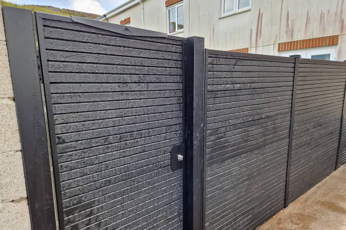 Fencing project 27 by Prestige Decking Specialists